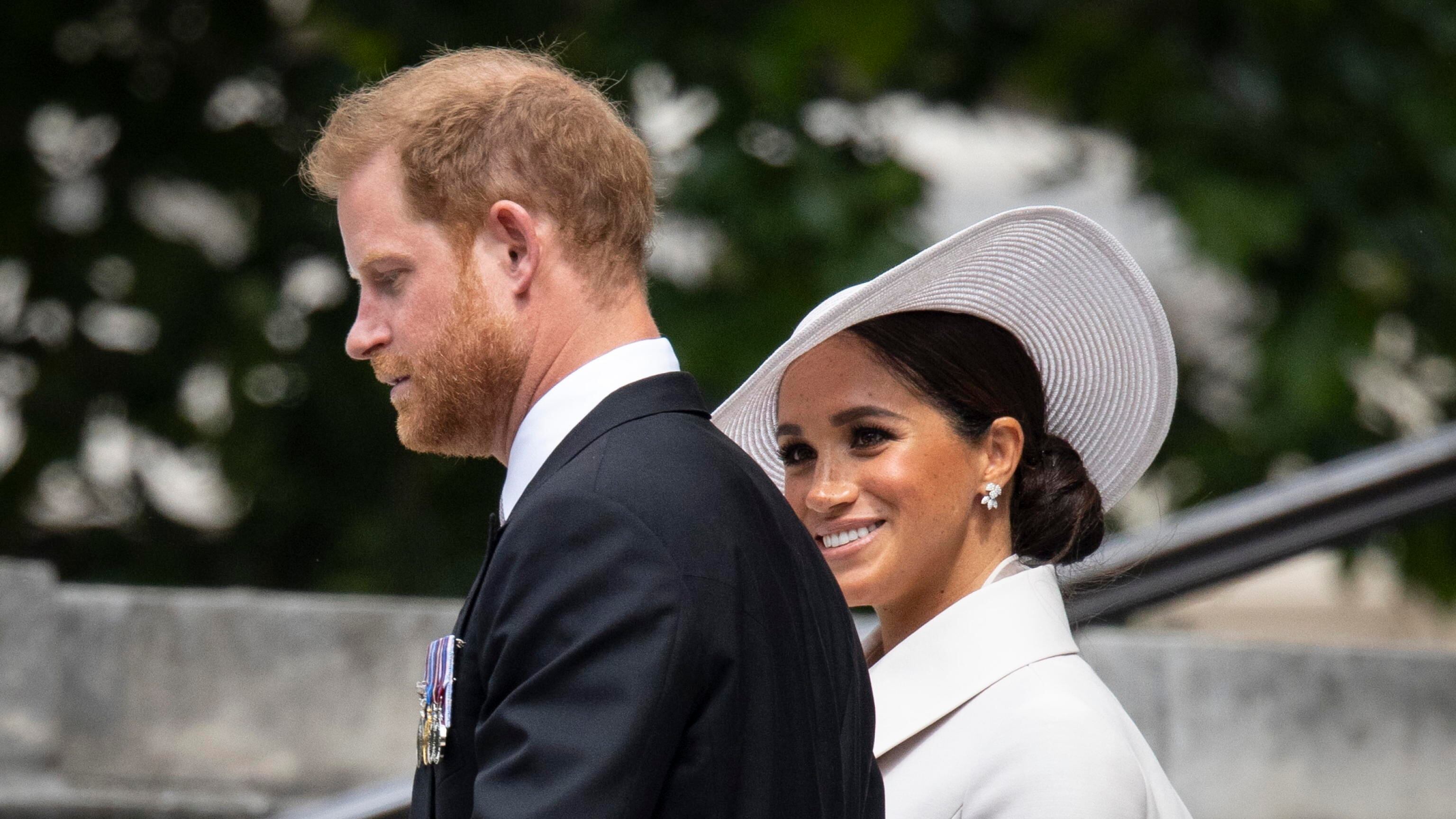 "Una diva...". Meghan in imbarazzo dopo le parole di Mariah Carey