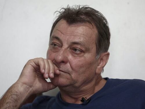 Battisti, parla ex deputato Caruso: "Cosa dovrebbe farci in carcere?"