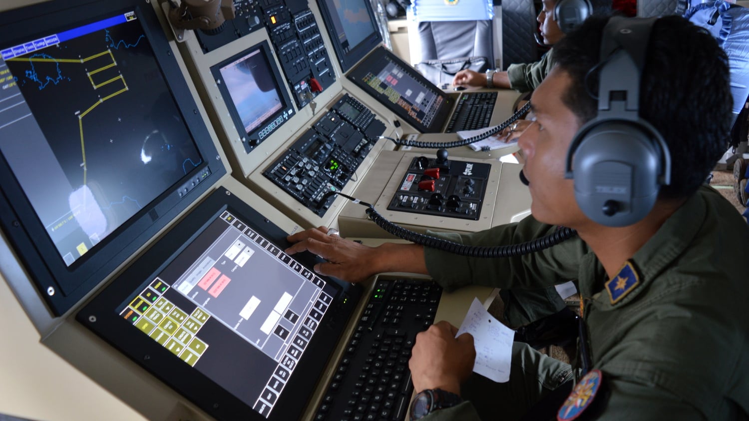 Volo AirAsia, giallo sulla comunicazione del pilota