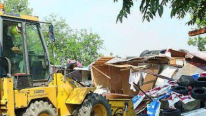 Bari, ruba escavatore da un cantiere: in manette un 65enne