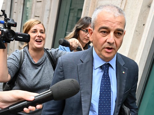 Tiro a segno sul governo. Un'altra bufala da sinistra