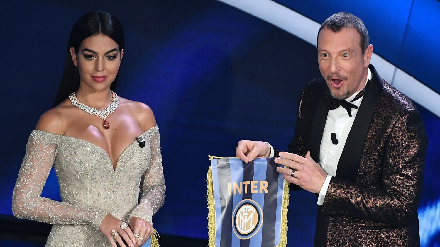 Sanremo, i Viito contro Salvini. Junior Cally porta le sardine sul palco