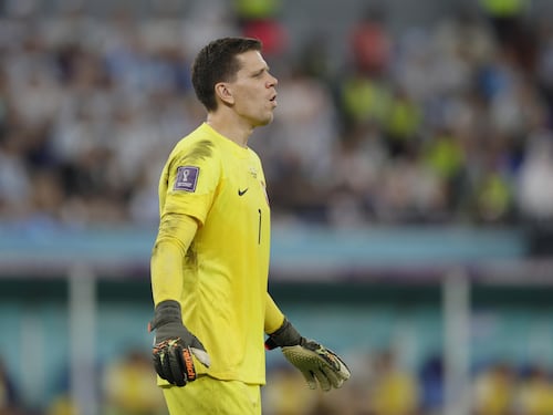 L'Inter tifa Juve: Szczesny libera Sommer