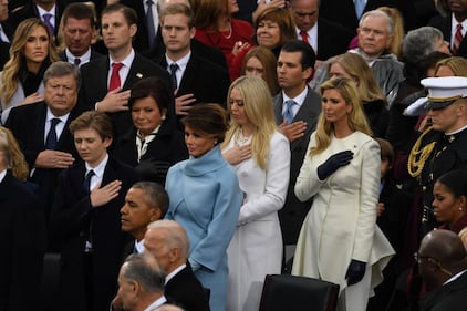 Melania e Ivanka Trump: moglie e figlia del presidente 16