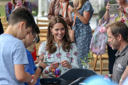 Kate Middleton in pantaloni: foto 8