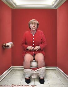 L'artista italiana che ritrae i leader mondiali alla toilet 1