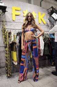 Gracia De Torres, topless a Formentera 18