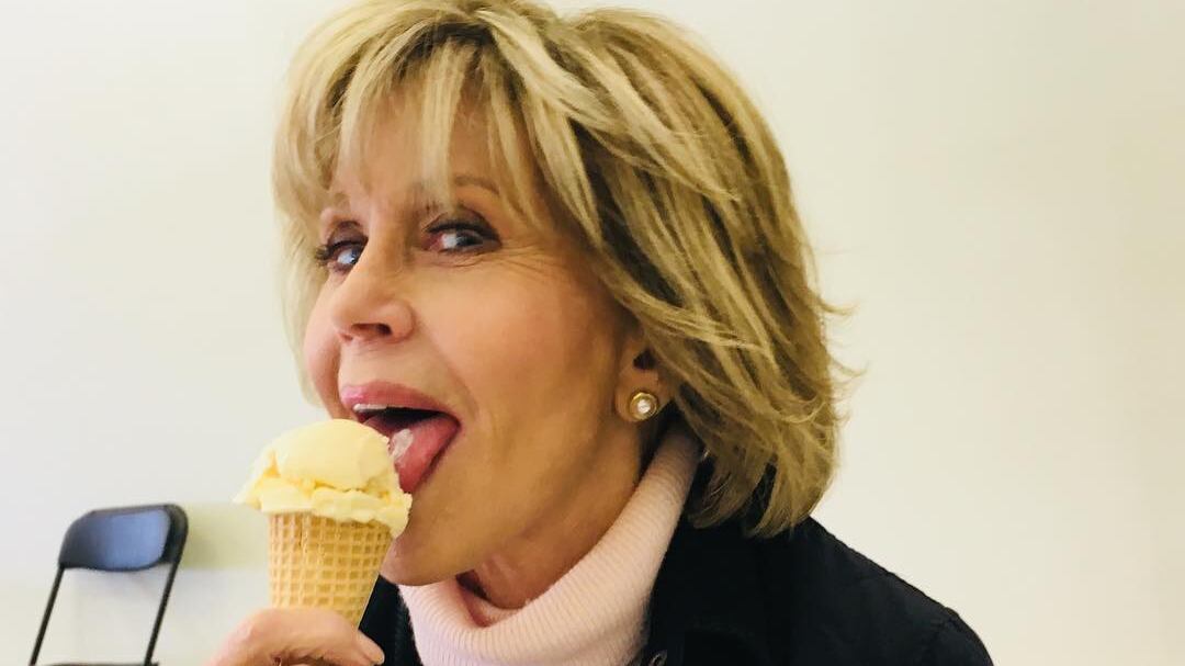Jane Fonda paragona Trump a Hitler tra gli applausi delle femministe Usa