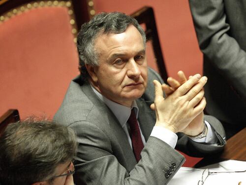 Pd, Bubbico tiene duro: "Io garantista, non lascio"