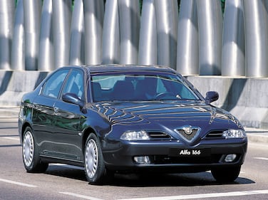 Alfa Romeo 166, guarda la gallery 18