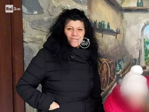 "Non c'è traccia di Mara sull'auto". La mamma sparita e il selfie inquietante