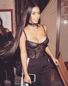 Kim Kardashian in biancheria intima alla Paris Fashion Week 41