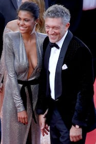 Vincent Cassel e Tina Kunakey si sposano ad agosto 10