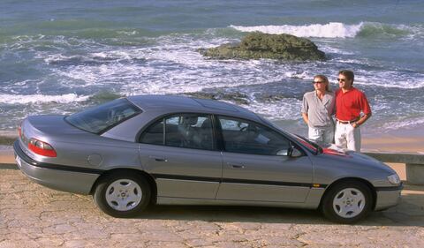 Opel Omega, guarda tutte le foto 1