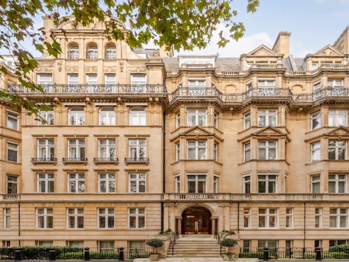 Mick Jagger vende la sua casa di Londra. Ecco dove si trova e quanto costa