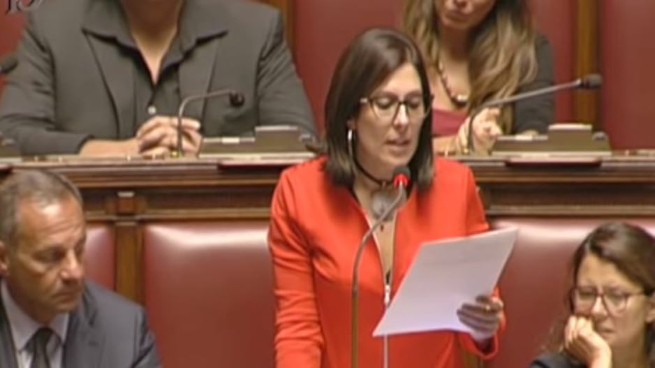 Querelata per diffamazione la deputata grillina aggredita