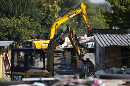 Le immagini dello sgombero del campo nomadi al Foro Italico 1
