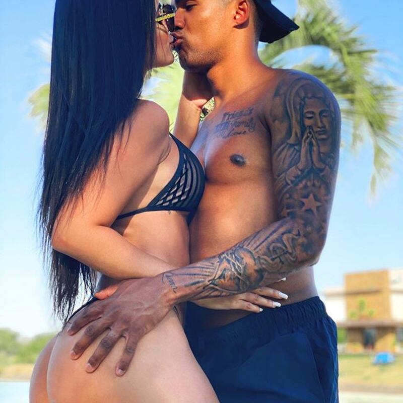 Nathalia Felix esagerata sui social 9