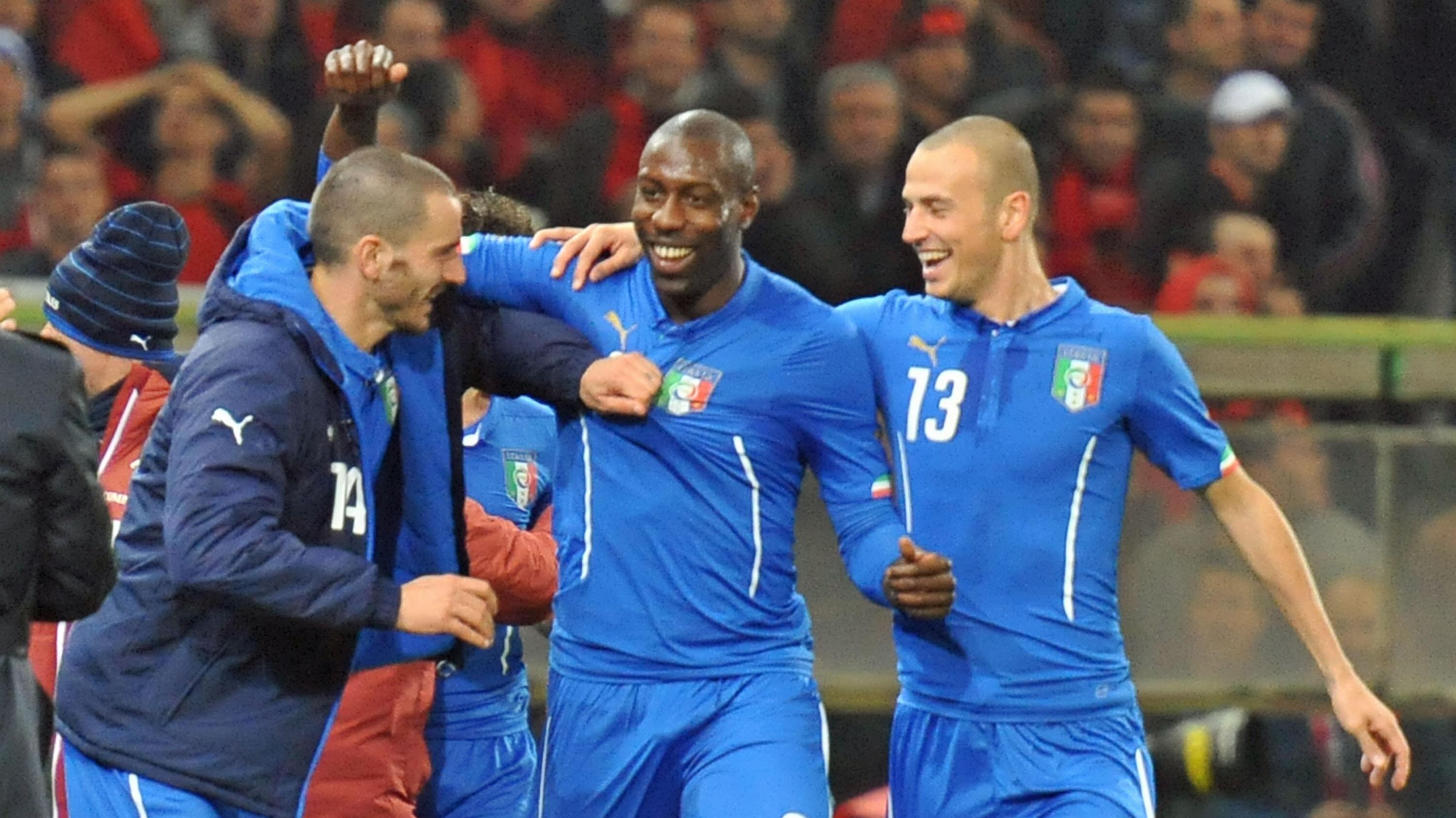 "Ecco mio fratello Okaka. Un deejay in nazionale"