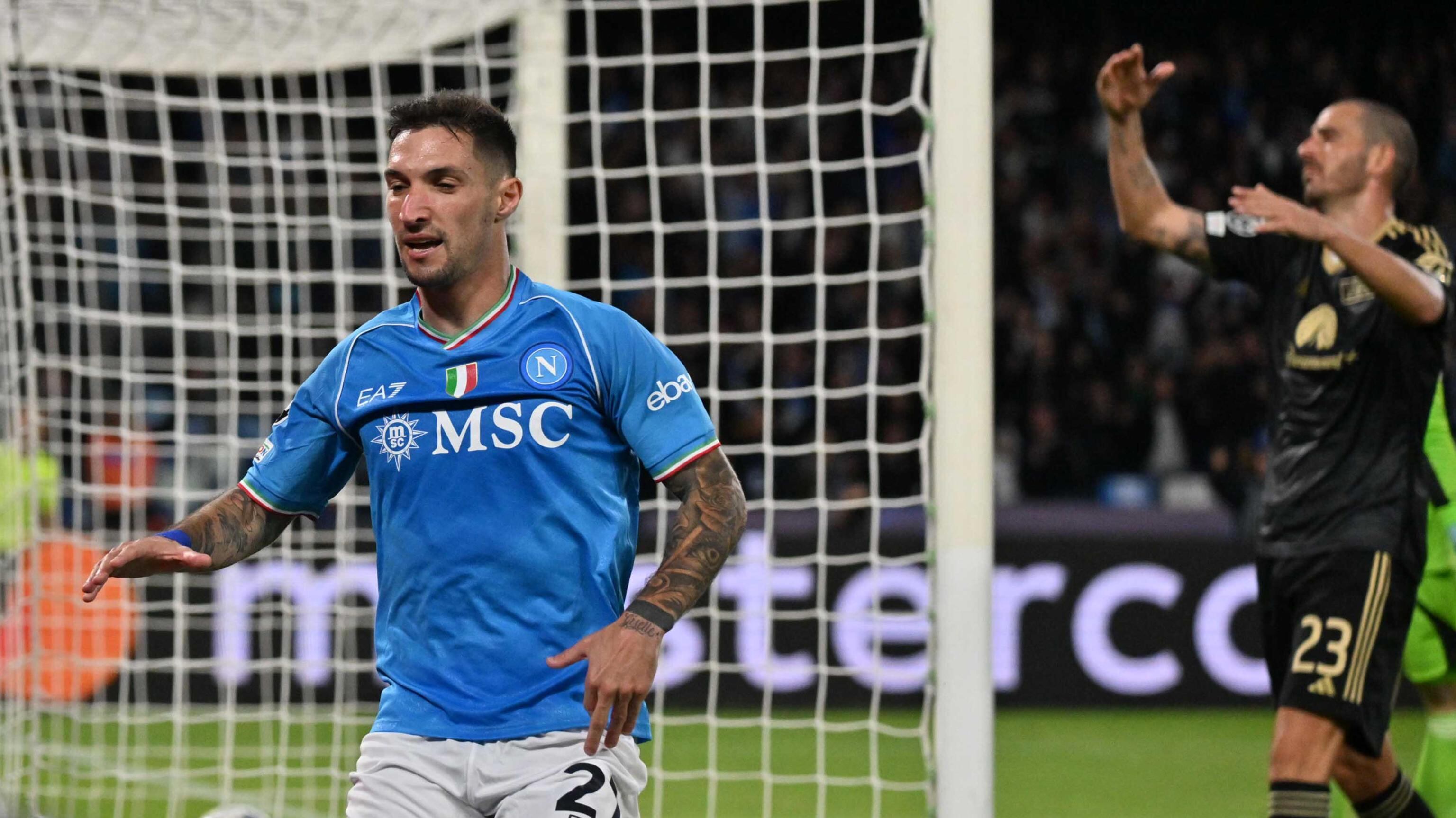Champions, il Napoli bloccato sul pari dall'Union Berlino: non basta un gol di Politano