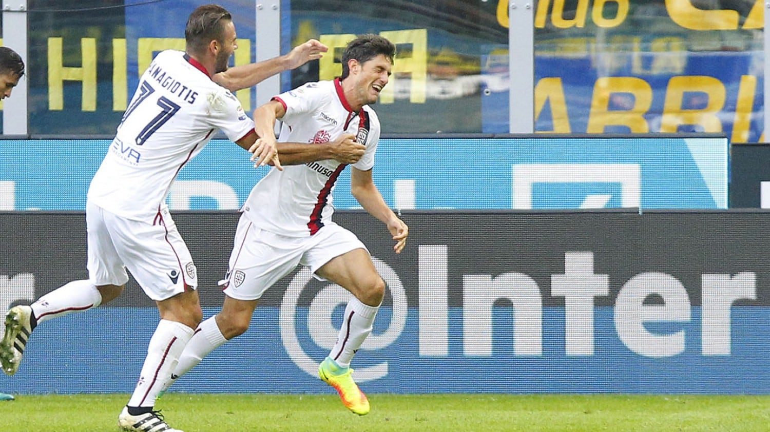 Cagliari, la bella storia Melchiorri: dalla malattia al gol all'Inter