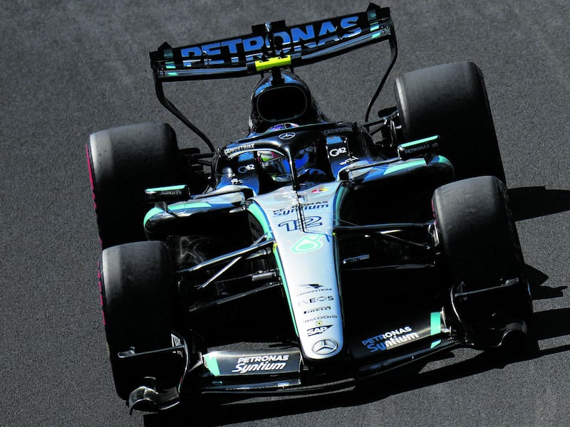 Norris, super pole a Madrid. Kimi beffato, Lewis spreca