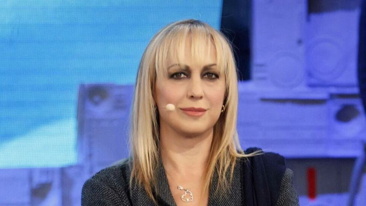 "Dici solo str..., sei una arpia..." Celentano insultata dagli allievi di "Amici"