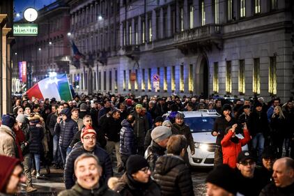 La protesta dei tassisti a Milano  4