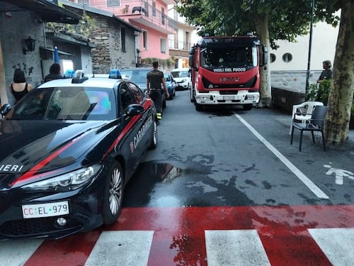 La lite, la spranga e il colpo di pistola alla compagna: fermato dopo la fuga