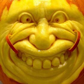 Halloween si avvicina, ecco le zucche intagliate ad arte 2