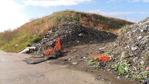 Nella Terra dei fuochi, tra le discariche a cielo aperto mai sparite 6