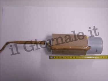 Ecco le bombe artigianali trovate dagli artificieri in Italia 7