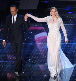 Sanremo, ecco il look "candido" di Emma Marrone 3