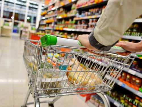 Rapine ai supermercati, in tre finiscono in manette