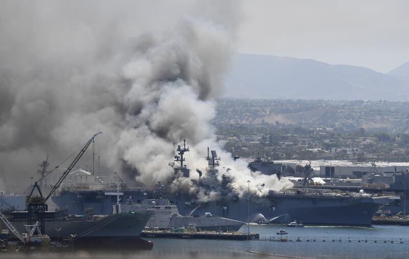 Incendio sulla Uss Bonhomme Richard 1