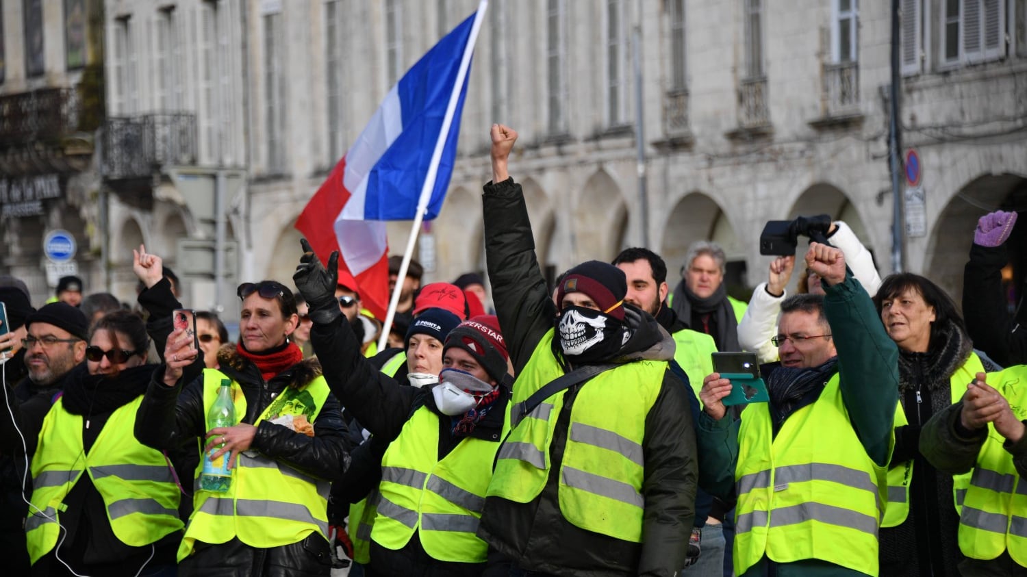 Gilet gialli di nuovo in piazza per il primo anniversario delle manifestazioni