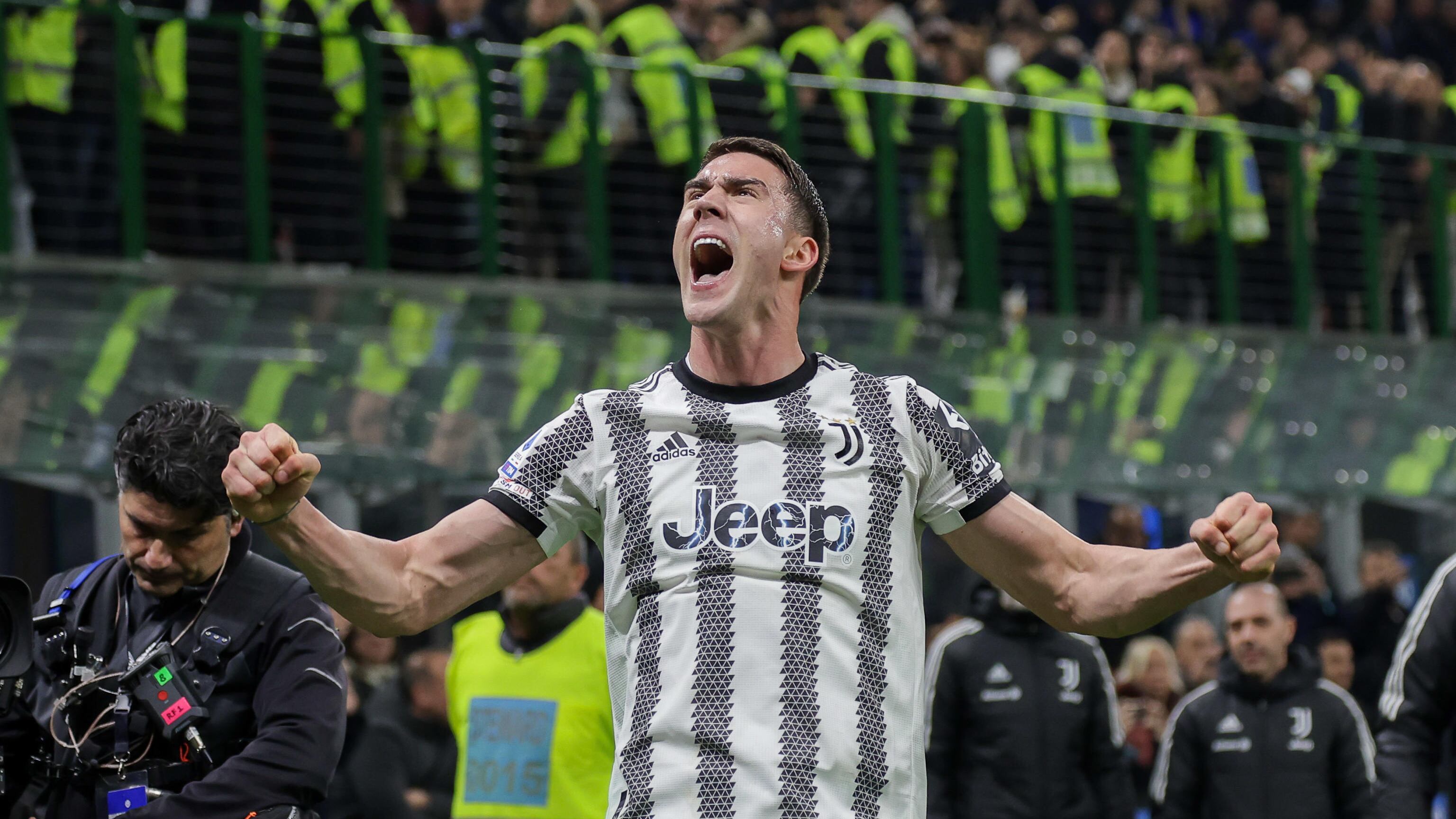 Miraggi di inizio agosto. La Juve fa la voce grossa, l'Inter ci prova e il Milan...