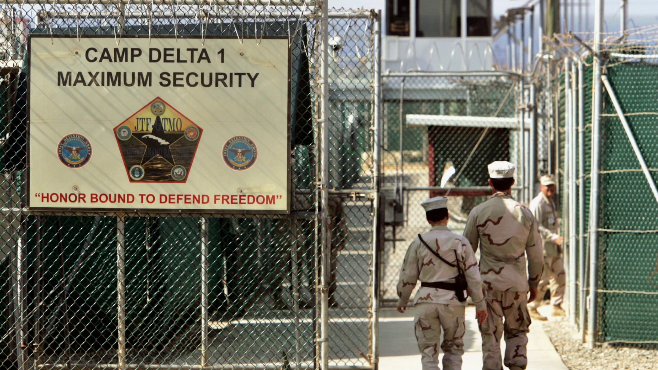 Il giallo di Guantanamo per gli arrestati europei. "È una fake news". Già espulsi due italiani