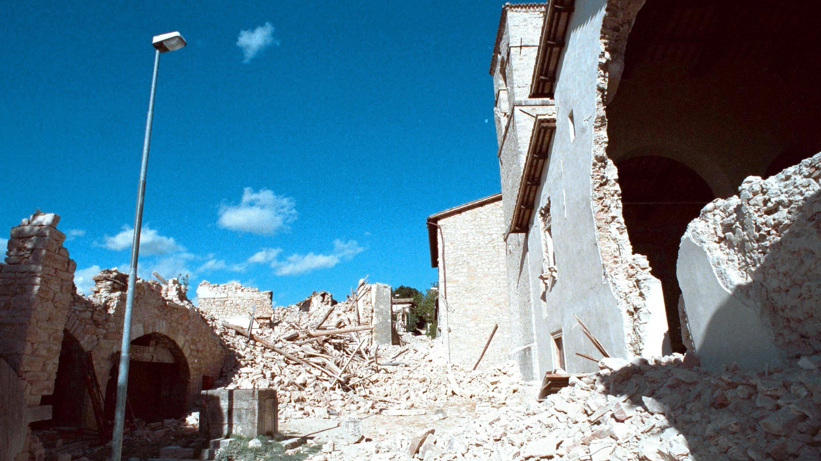 Dl terremoto, giallo sulle risorse: "Saranno in legge di Bilancio"