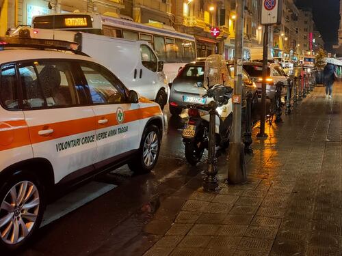 Romena in prova ai servizi sociali accoltella ristoratore: arrestata