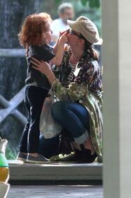 Gabriella Pession al parco con il figlio Giulio 10