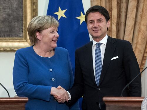 Conte riceve la Merkel a cena. Ma sui migranti è la solita solfa
