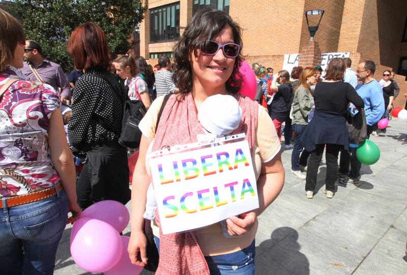Vaccini, la manifestazione delle mamme no-vax 1
