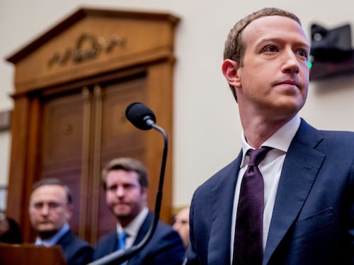 La lista segreta di Facebook: ecco la "casta" senza regole