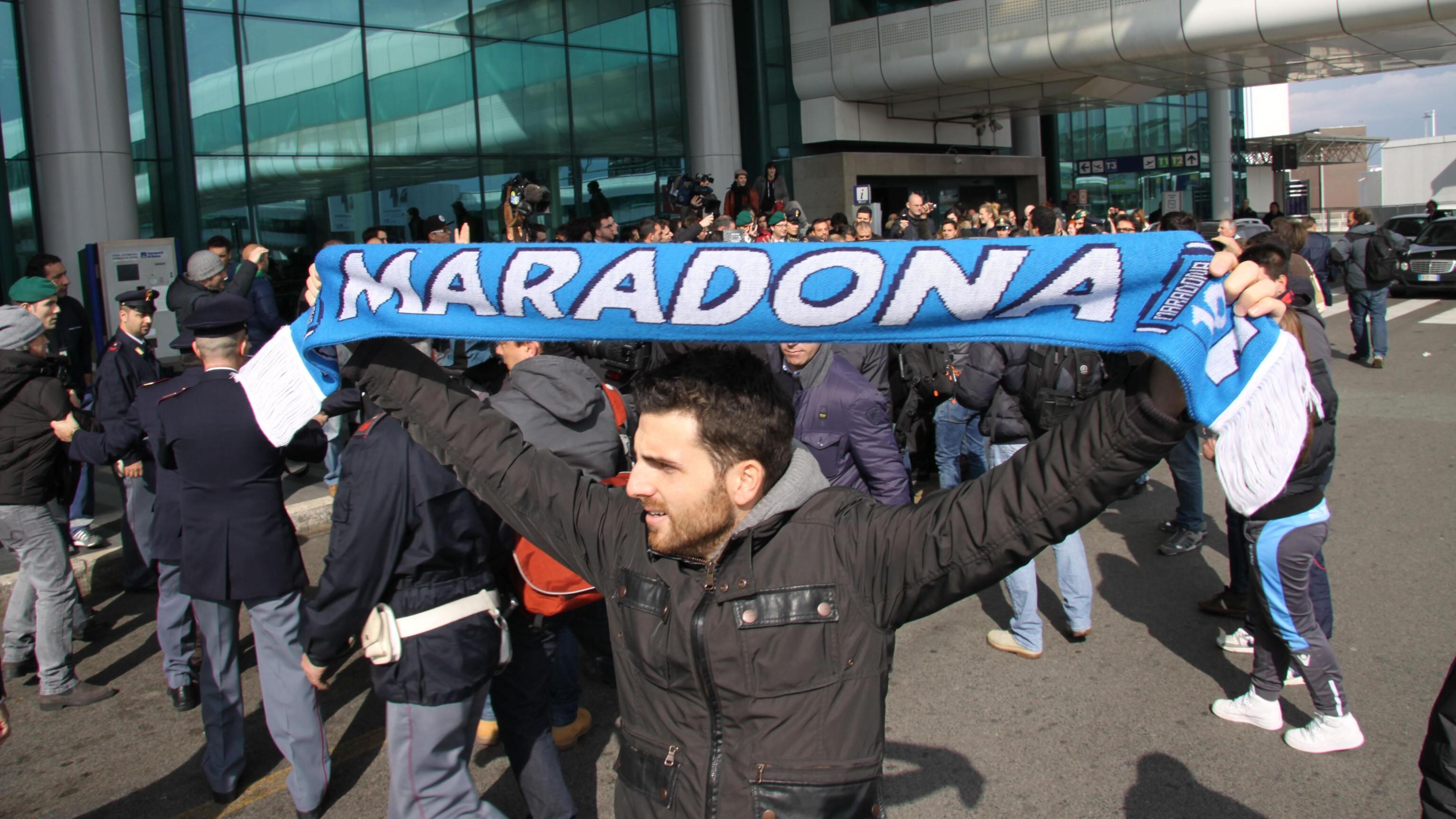 Diego Maradona di ritorno in Italia