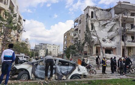 Sira: esplosioni nella città di IdlibSiria 8
