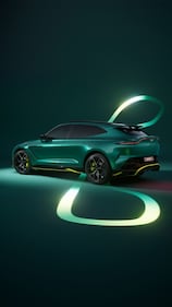  Aston Martin DBX707 AMR24, guarda tutte le foto 12