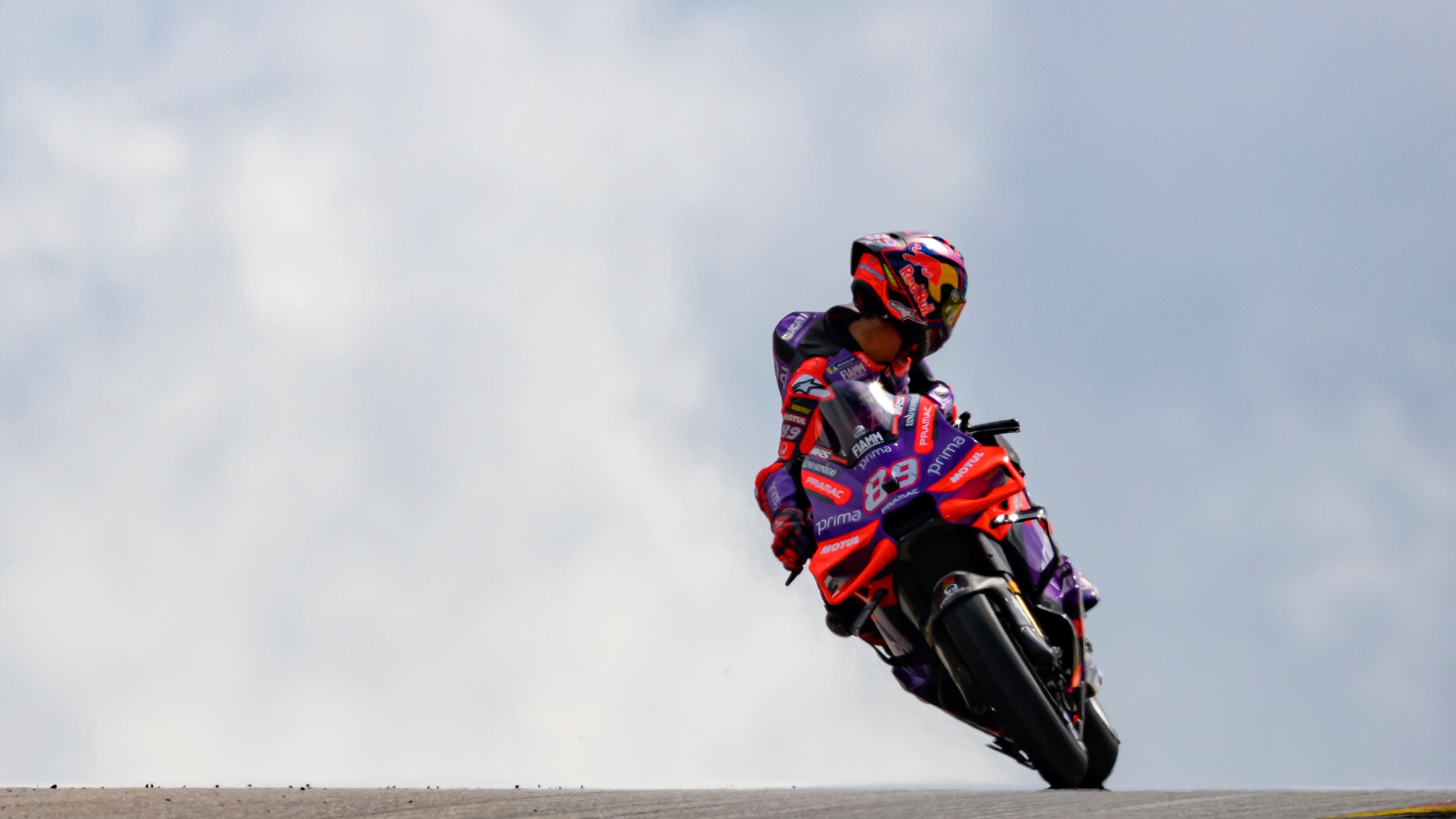 MotoGP Germania 2024, prove libere: quante cadute, ma Martin è il più veloce