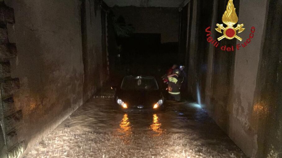 Anziano travolto dal fango ad Arezzo: ritrovato morto