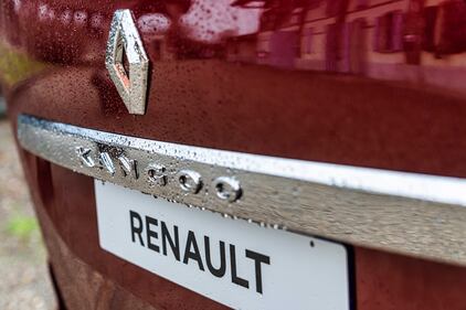 Nuovo Renault Kangoo E-Tech: guarda le foto 7